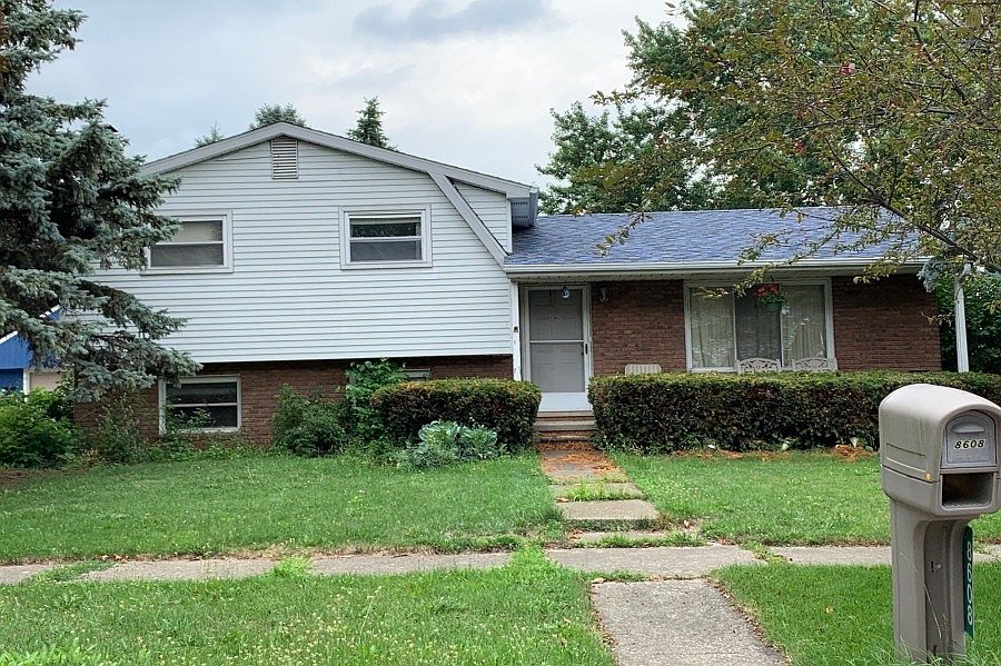 1st image of 8608 Lillian Dr