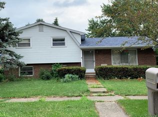 8608 Lillian Dr, Newport, MI 48166