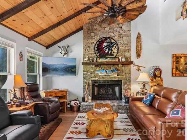 12 Indian Trace Rd, Maggie Valley, NC 28751