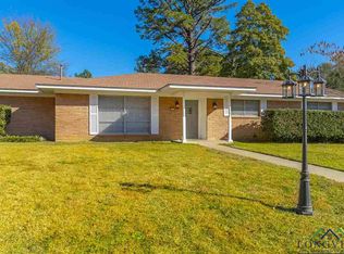 1822 Swan St, Longview, TX 75604