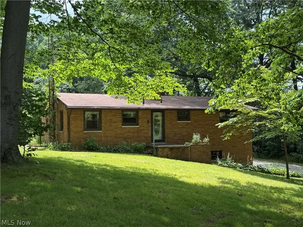 4708 Alabama Ave SW, Navarre, OH 44662