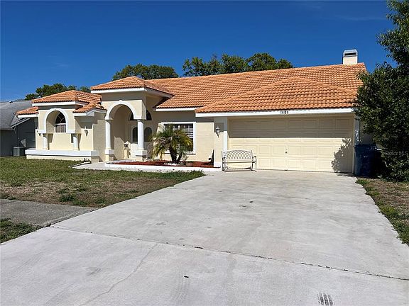 3rd image of 14189 Cornewall Ln