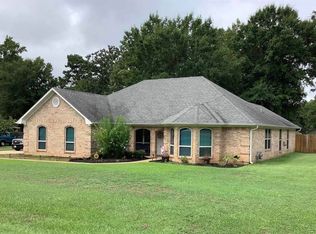 108 Ralph Dr, Texarkana, TX 75501