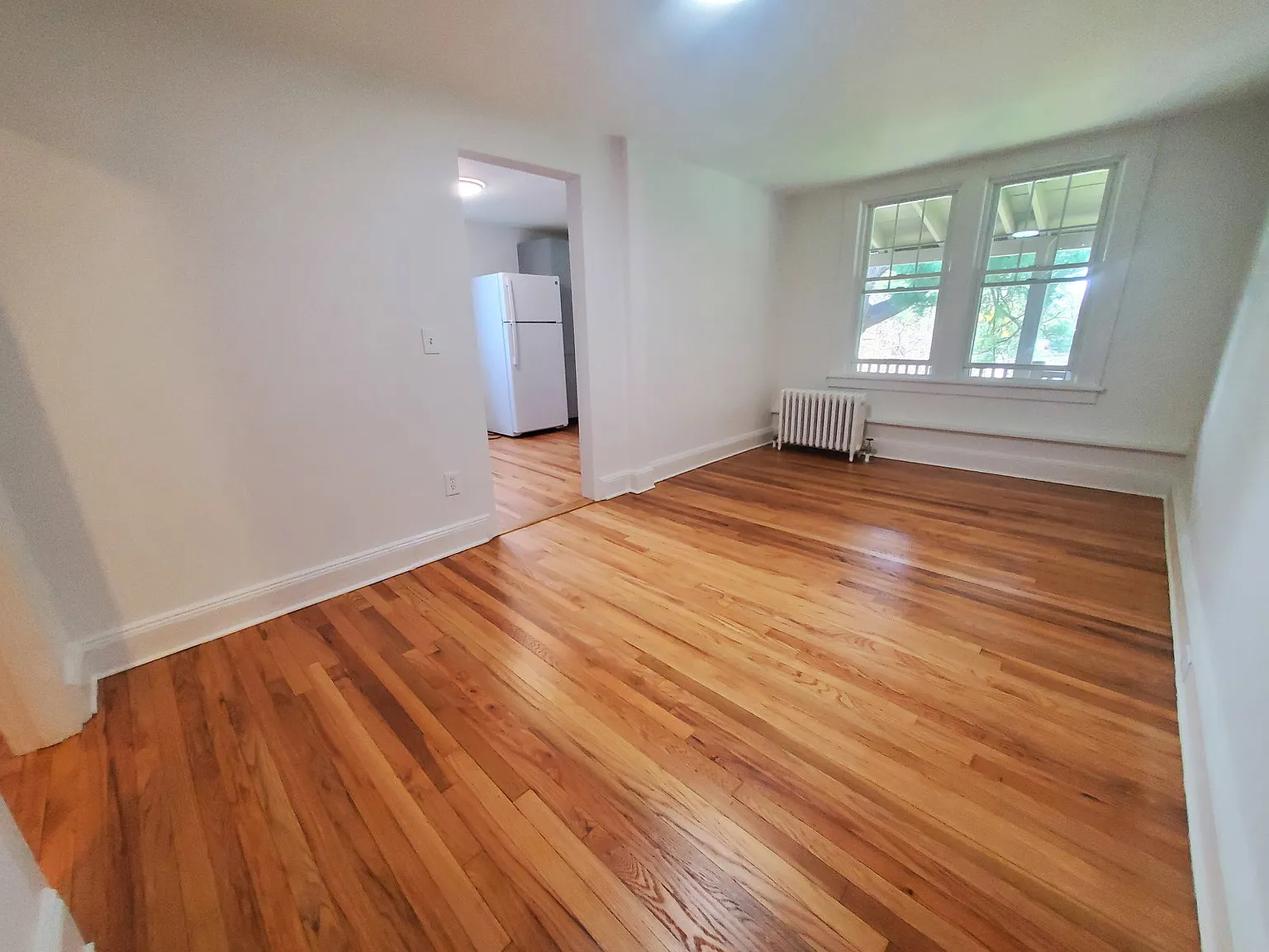 2 bed, 1.0 bath, 760 sqft, $2,500 — Photo 4
