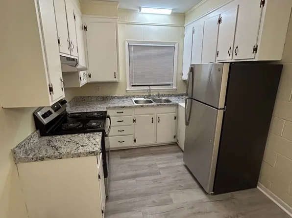 210-5 Purefoy Rd, Chapel Hill, NC 27514