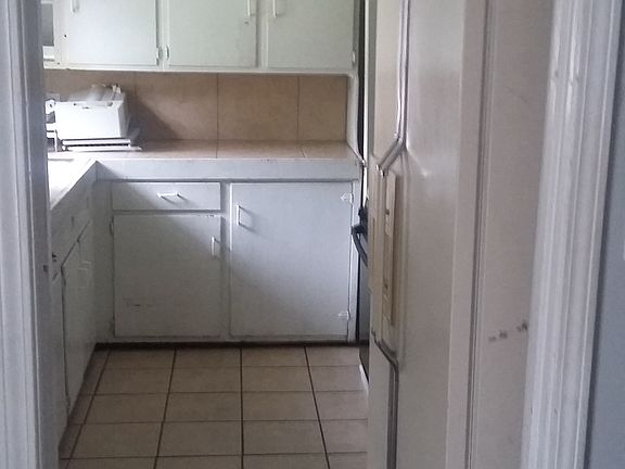 4th image of 13241 Laguna St #1