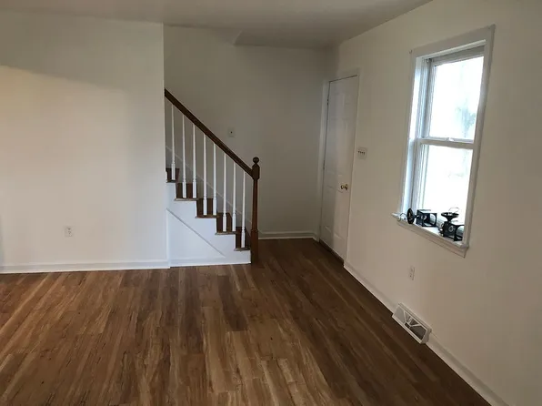 874 Rife Run Rd, Manheim, PA 17545