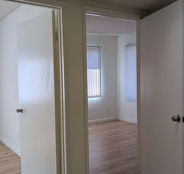 2501 W Grand Ave #6 — Photo 7