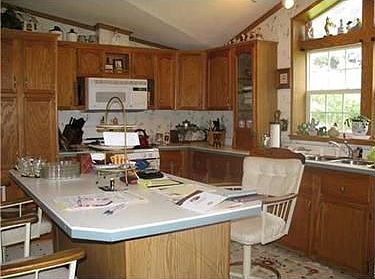4th image of 12210 Forest Dr
