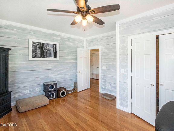 30th image of this home