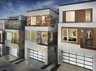 6740 W Gill Way, Los Angeles, CA 90068