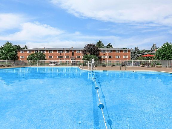 5th image of 100 Andover St #12-B6