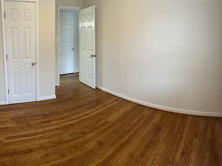 463 S 8th St — Photo 21