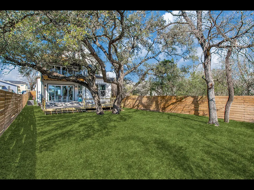 3409 Pennsylvania Ave #2