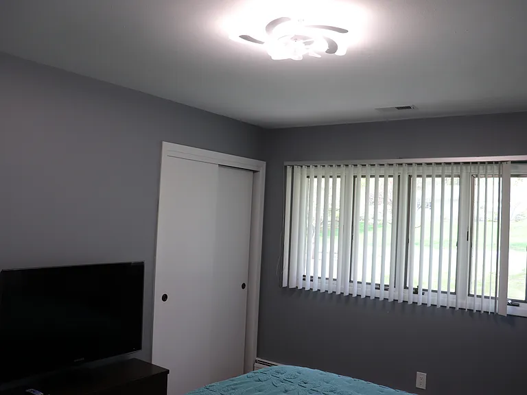 442 Surrey Ln #A — Photo 27