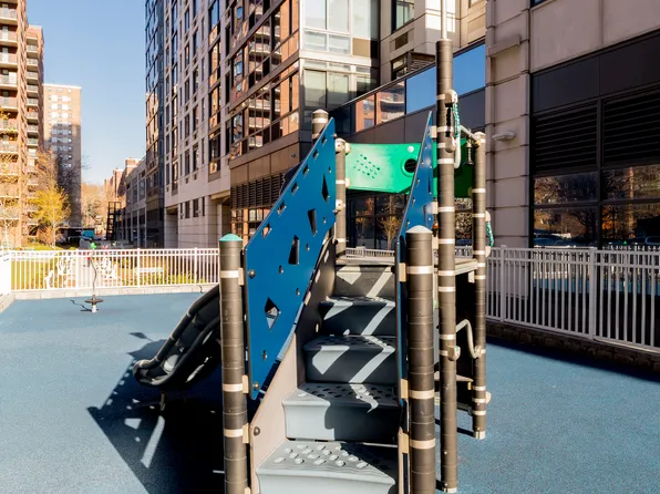 784 Columbus Avenue image 10 of 10