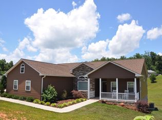 196 Jackson Dr, North Wilkesboro, NC 28697