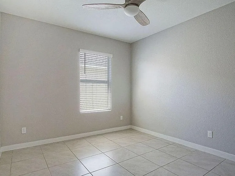 3909 SE Lee St — Photo 13