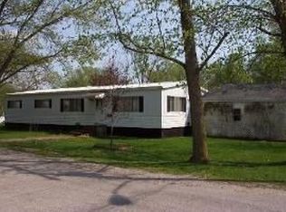 102 E Pine St, Milford, IL 60953