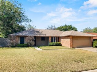6428 Canyon Cir, Fort Worth, TX 76133