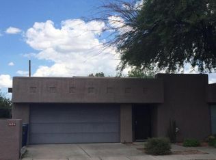 3676 N Kapok Ln, Tucson, AZ 85719