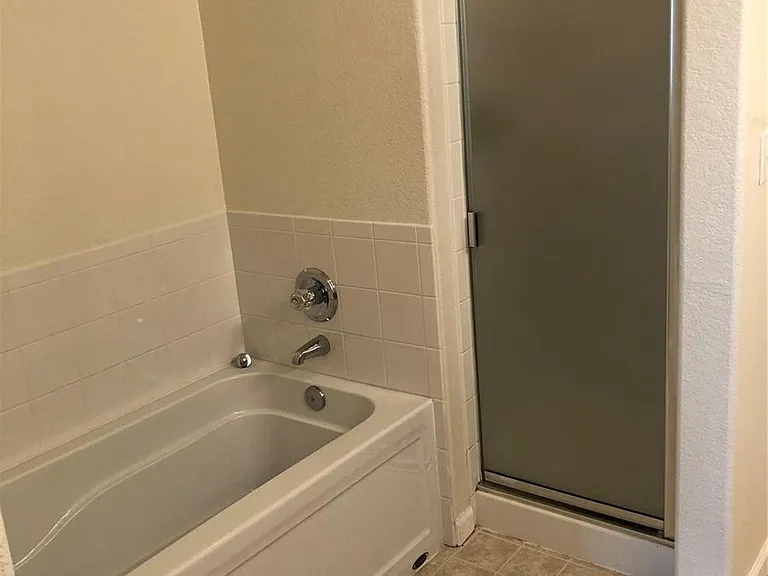 15555 E 40th Ave #2 — Photo 13