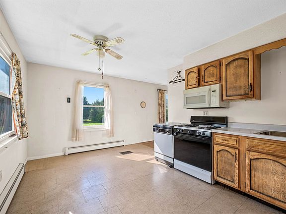3rd image of 2480 East Warren Road