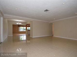 412 SE 6th Ave, Deerfield Beach, FL 33441