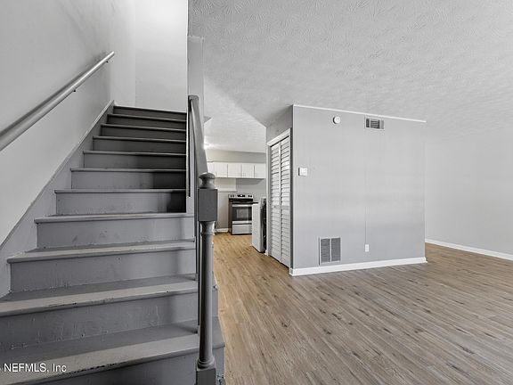 5th image of 1751 POWHATTAN Street