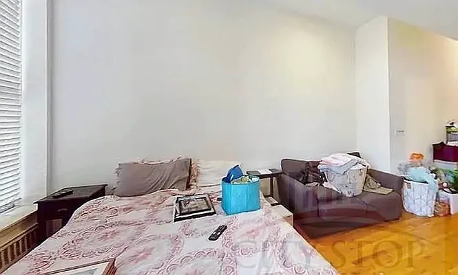 Rented by City Stop Realty | media 19