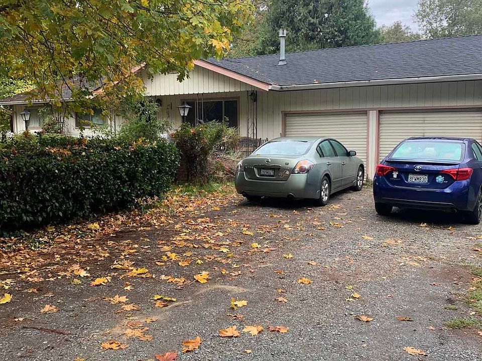 1st image of 21290 Phoenix Lake Rd