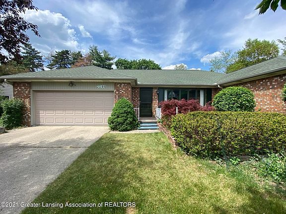 2nd image of 2146 Riverwood Dr