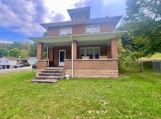 551 E Grafton Rd, Fairmont, WV 26554