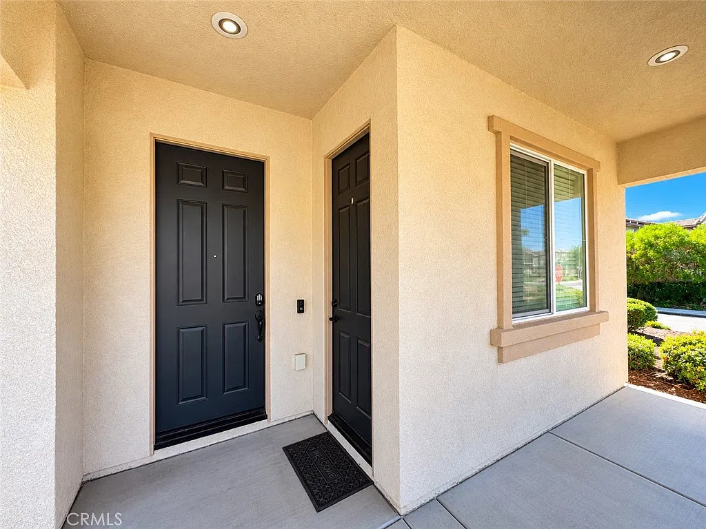3 bed, 2981 sqft, $4,250 — Photo 4