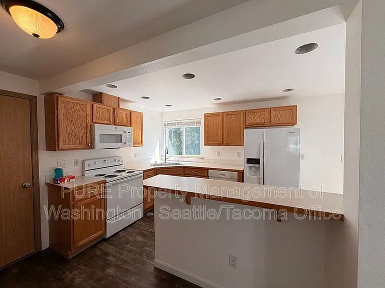 804 28th Ave SE — Photo 5