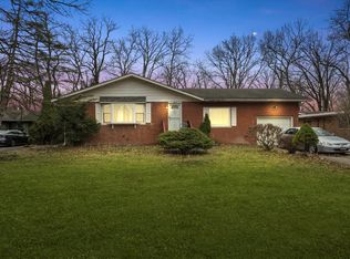 865 Marcella Rd, Merrillville, IN 46410