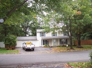 175 Crystal Brook Hollow Rd, Port Jefferson Station, NY 11776
