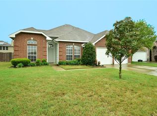 509 Willow Ln, Forney, TX 75126