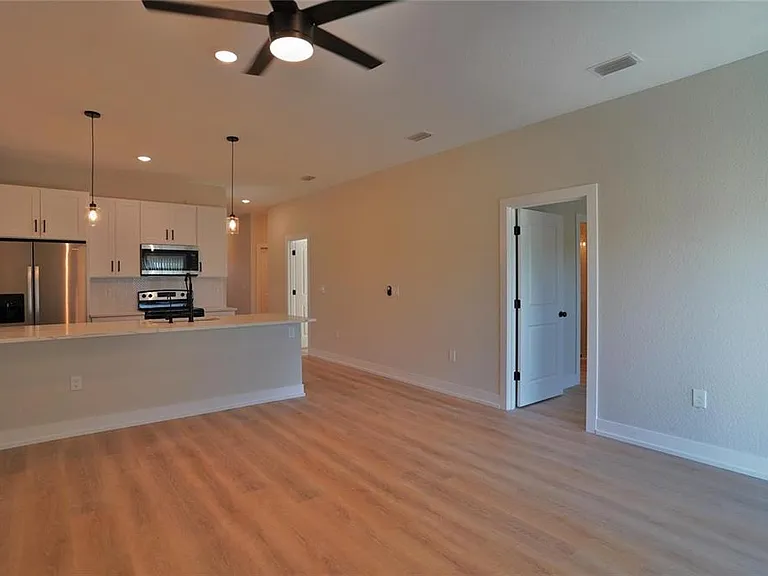 12030 Tetzel Ave — Photo 3
