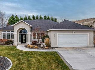 3471 Nottingham Dr, Richland, WA 99352