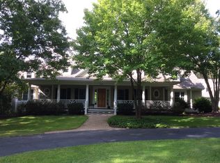 3895 Clearing Way Dr NE, Grand Rapids, MI 49525