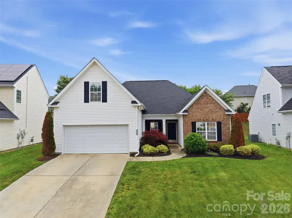 1016 Reigate Rd #104, Charlotte, NC 28262