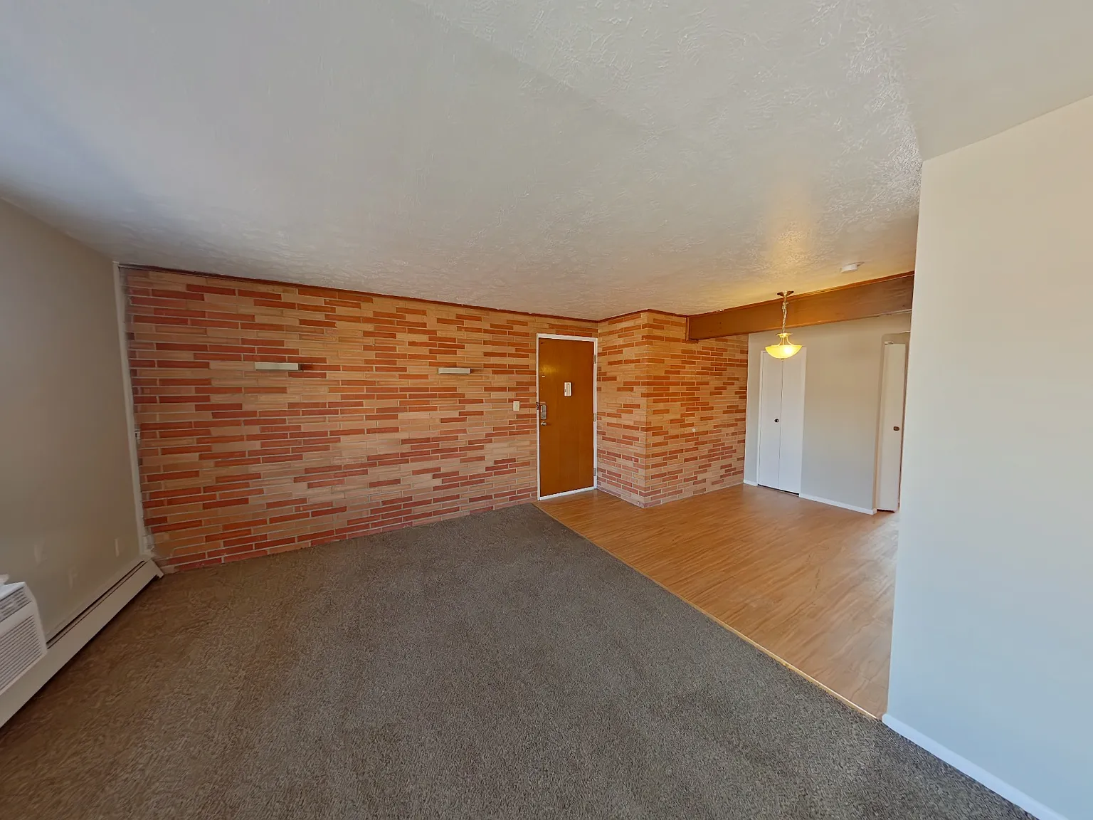 1 bed, 725 sqft, $900 — Photo 3