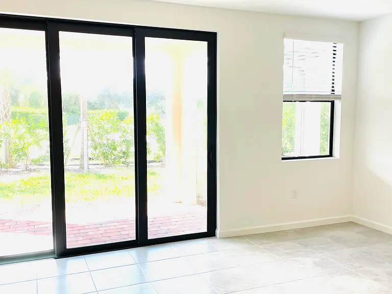 1558 Fells Cove Ln — Photo 6