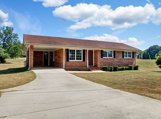 81 Locust Rd, Locust Grove, GA 30248