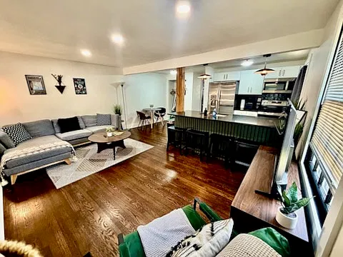 1 bed, 624 sqft, $1,850 — Photo 3