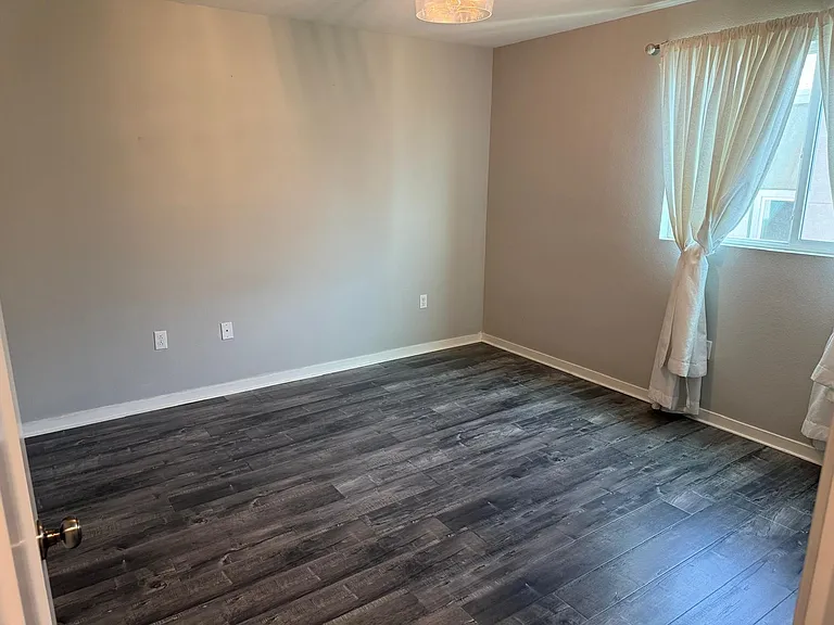 13242 Klein Ct — Photo 11