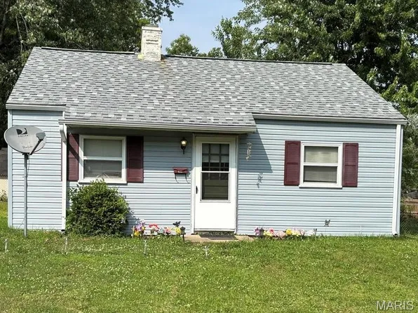 16 Rusty Wil Dr, Belleville, IL 62220