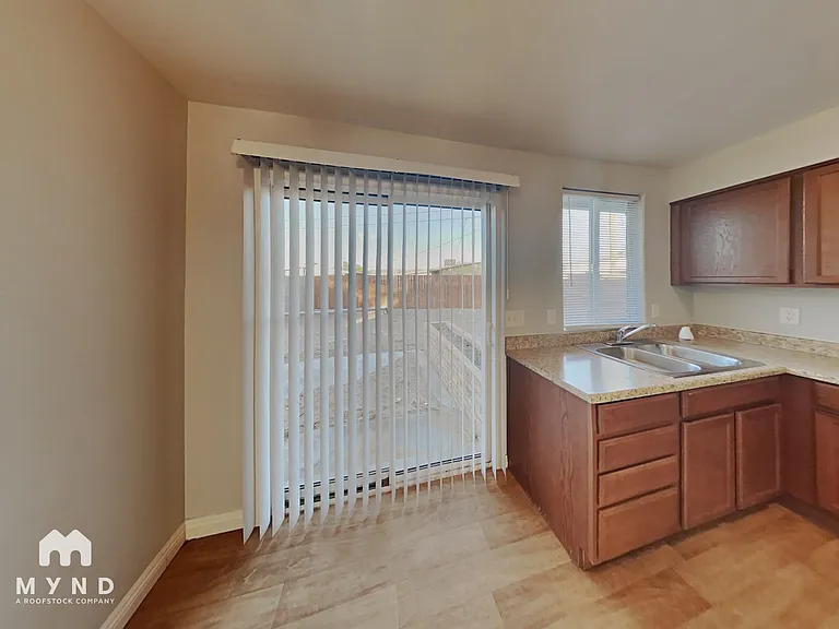 49 Armstrong Cir — Photo 5