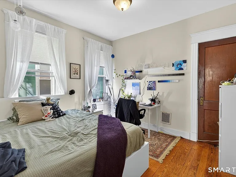 106 Lawrence St #1 — Photo 14